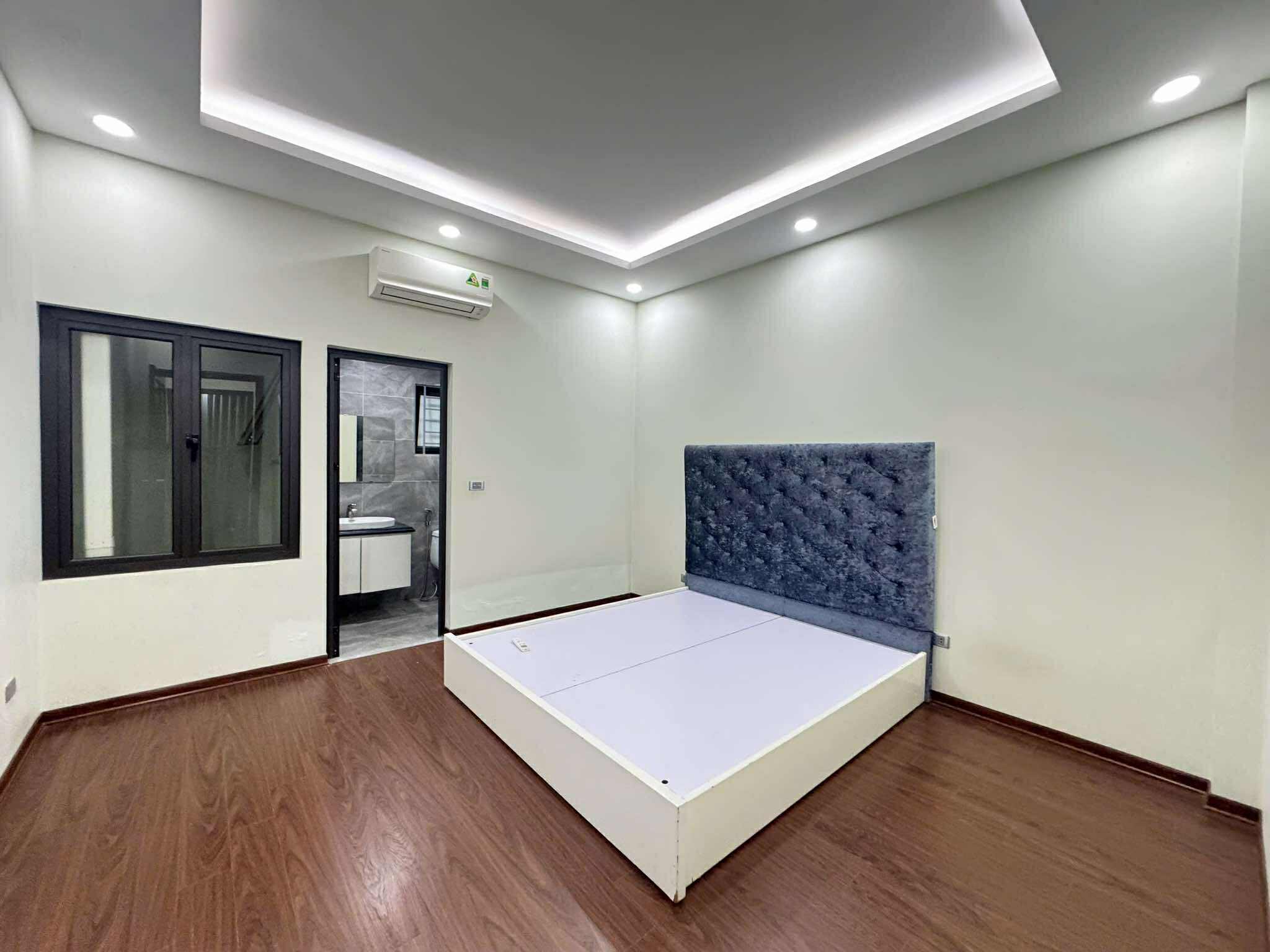 Bán nhà Ngọc Lâm,Long Biên 5 tầng,60m,mt3.95m oto vào nhà nhỉnh 14 tỷ - Ảnh 4
